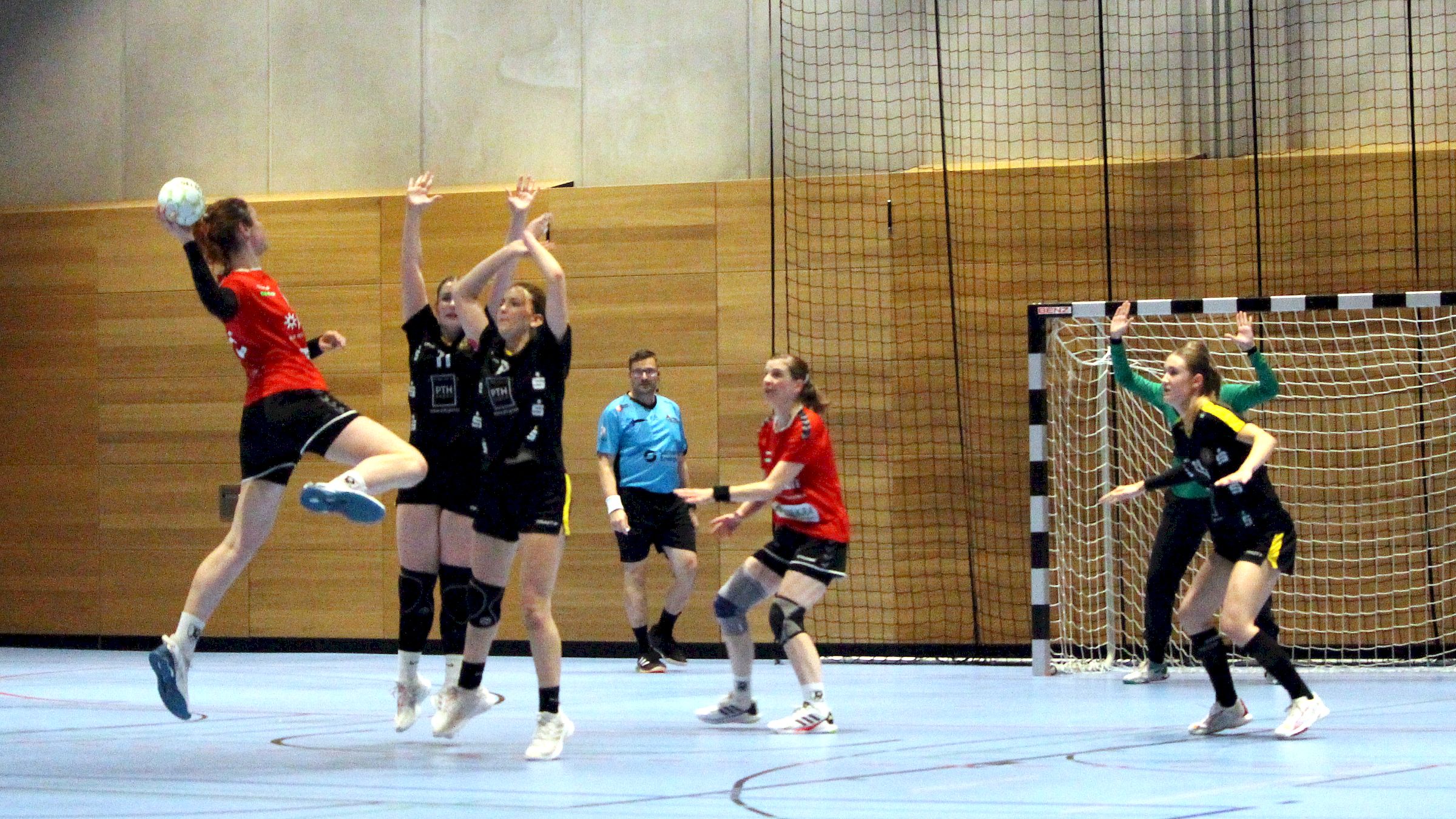 Am Ende gewannen die Sportis mit 24:20. Foto: Sportfreunde 01