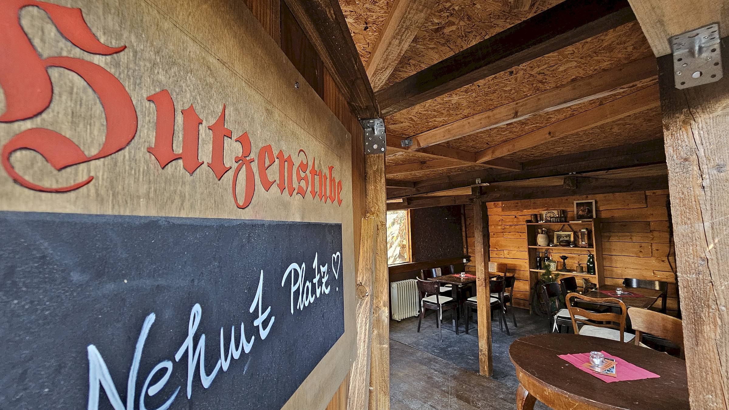 Es gibt zwei Hutzenstuben - Foto: Anton Launer