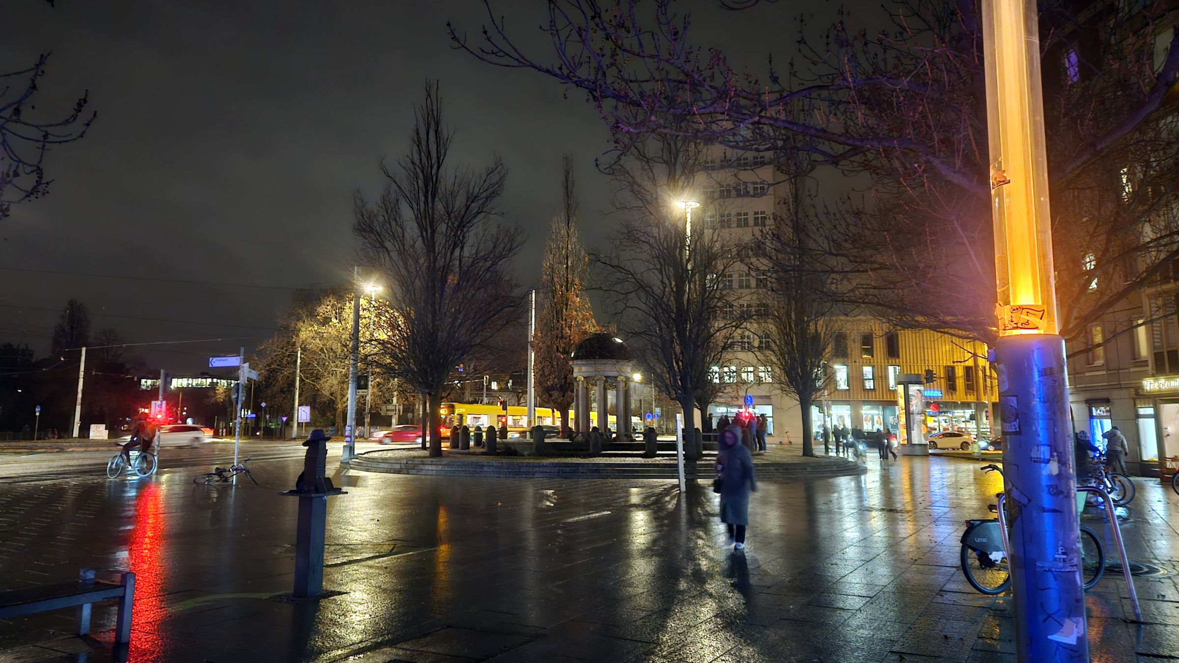 Lichtverhältnisse am Artesischen Brunnen - Foto: Archiv Anton Launer