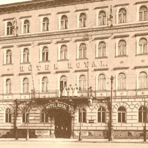 Winterspaziergang Hotel Royal auf der Antonastraße - Foto: Archiv altesdresden.de