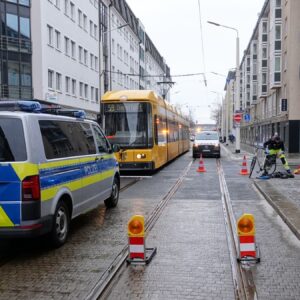 Unfall auf der Hoyerswerdaer Straße - Foto: Roland Halkasch