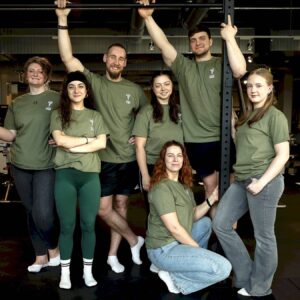 Das Team mit Leonie, Ari, Philipp, Leonie, Laura, Fabi und Mathilda (v.l.) will die Kundschaft aus der Komfortzone holen. Foto: Florian Varga