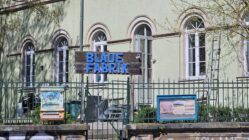 Im Oktober in der Blauen Fabrik Blaue Fabrik in der grünen Villa an der Eisenbahnstraße - Foto: Anton Launer