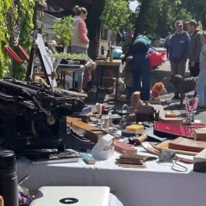 Baumstraßenflohmarkt in der Baumstraße am Sonntag, 31. Mai
