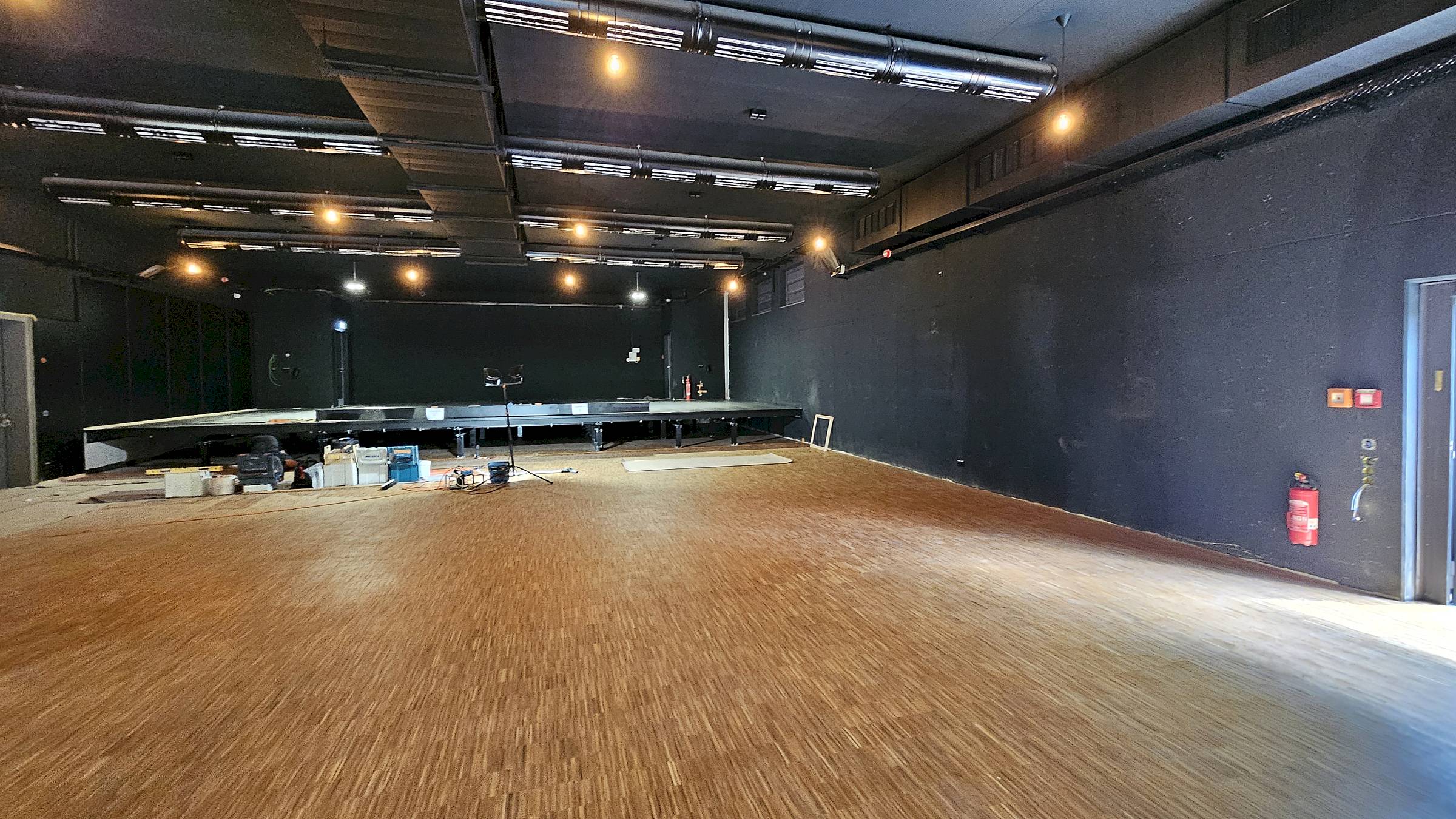 Im großen Scheune-Saal soll am Sonntag, dem 20. September dann eine große Tafel zum gemeinsamen Speisen stehen. Foto: Archiv Anton Launer