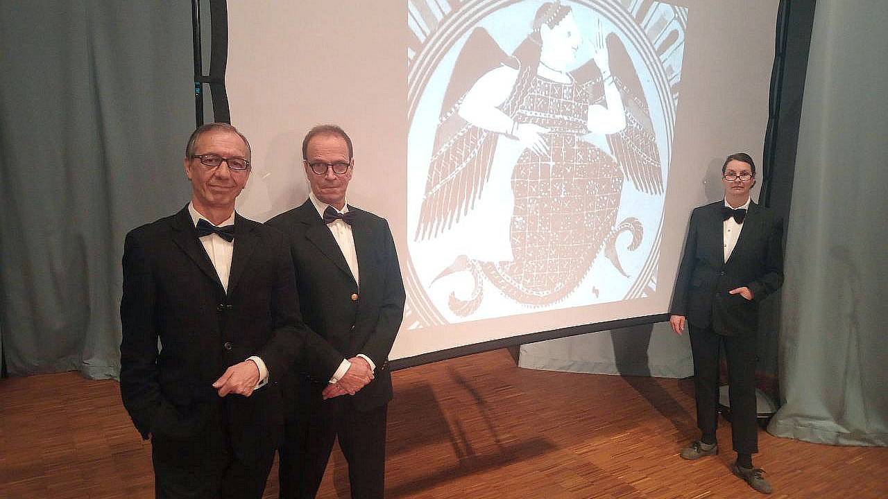 Die Erisische Kontrollgruppe und ihre Göttin. Foto: Gerhard Vondruska, Erisische Kontrollgruppe