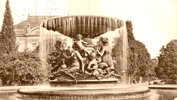 Stilles Wasser am Albertplatz - Postkarte von 1922