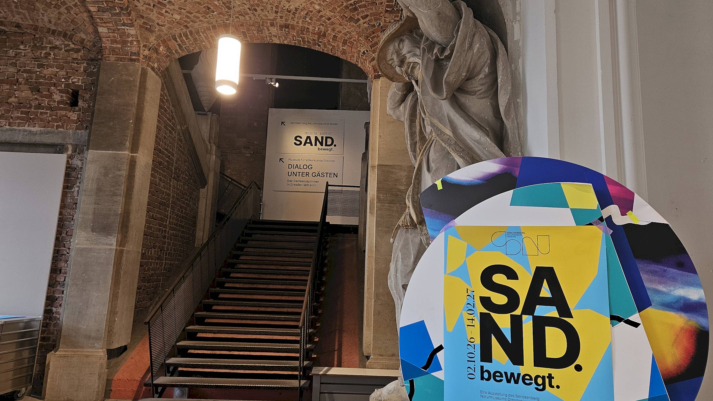 Sand - im Japanischen Palais - Foto: Anton Launer